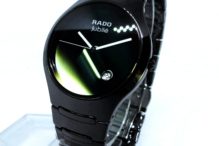 Câu hỏi thường gặp về đồng hồ Rado Jubile (FAQ)