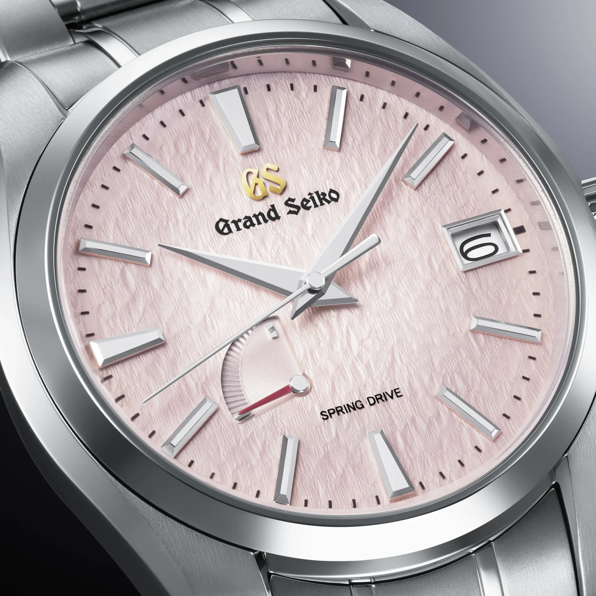 Đồng Hồ Grand Seiko Heritage Caliber 9R 20th Anniversary Limited Edition SBGA497 mặt số màu hồng. Dây đeo bằng titanium. Thân vỏ bằng titanium.