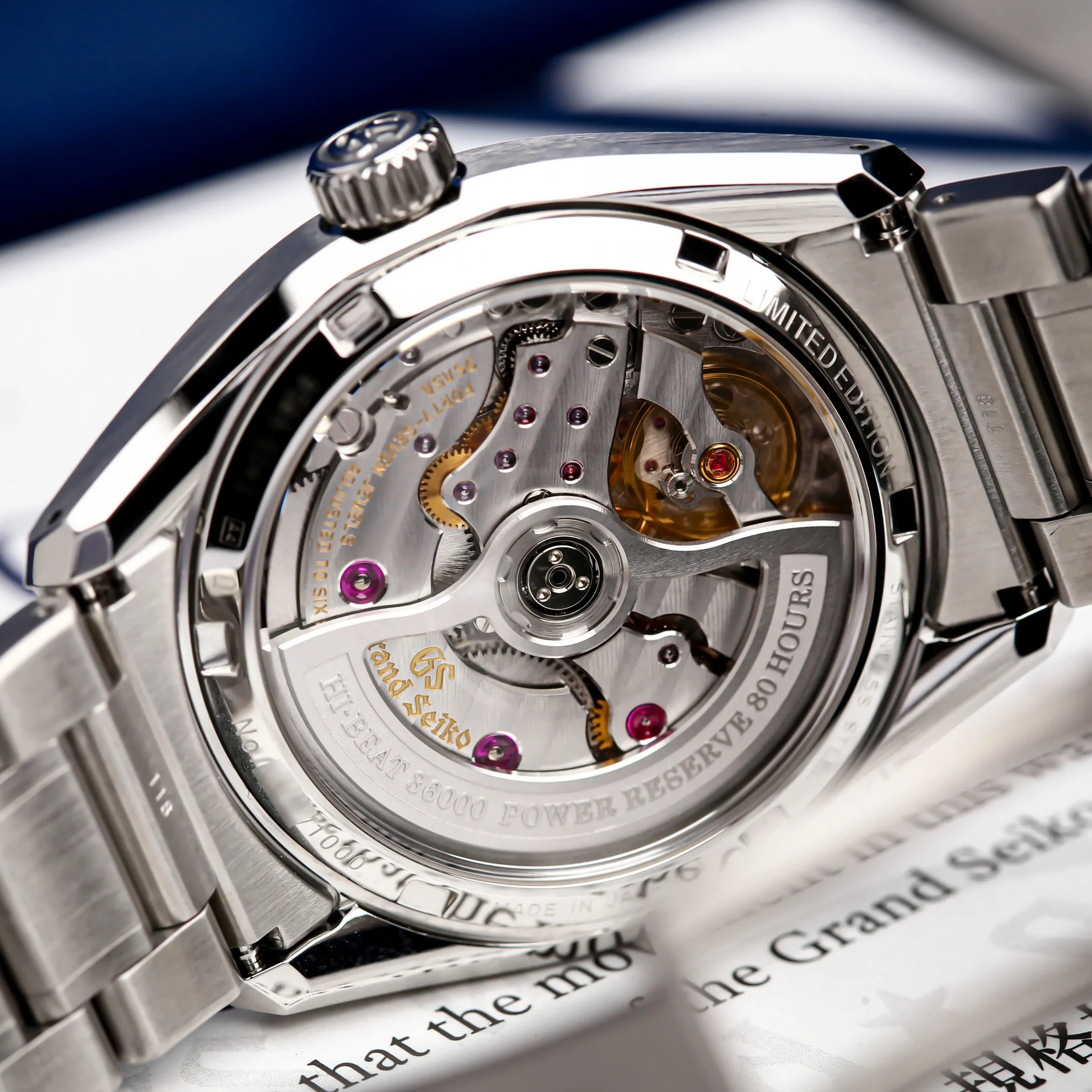 Đồng hồ Grand Seiko Evolution 9 Genbi Valley Limited Edition SLGH021 mặt số xanh. Dây đeo bằng thép. Thân vỏ bằng thép.