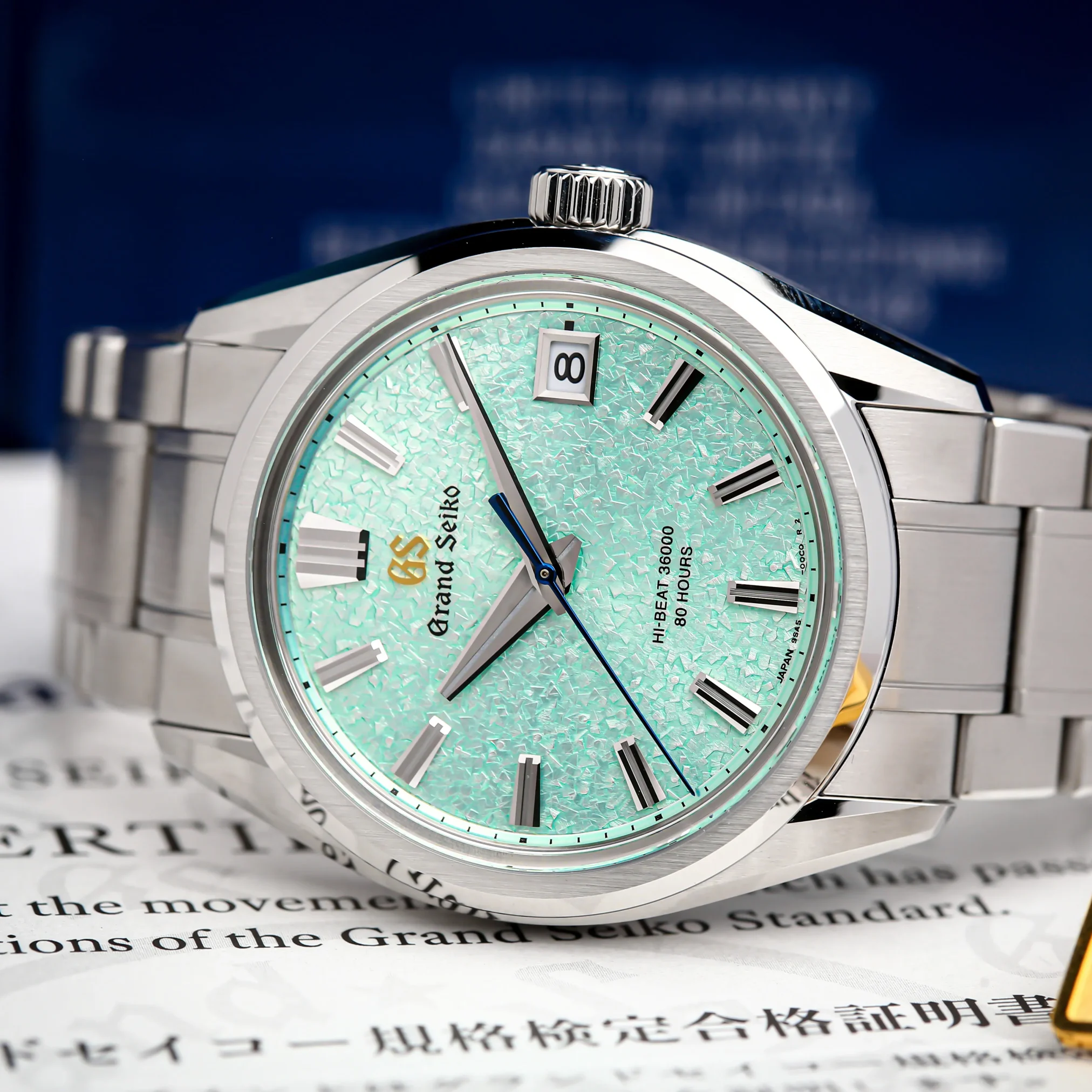 Đồng hồ Grand Seiko Evolution 9 Genbi Valley Limited Edition SLGH021 mặt số xanh. Dây đeo bằng thép. Thân vỏ bằng thép.