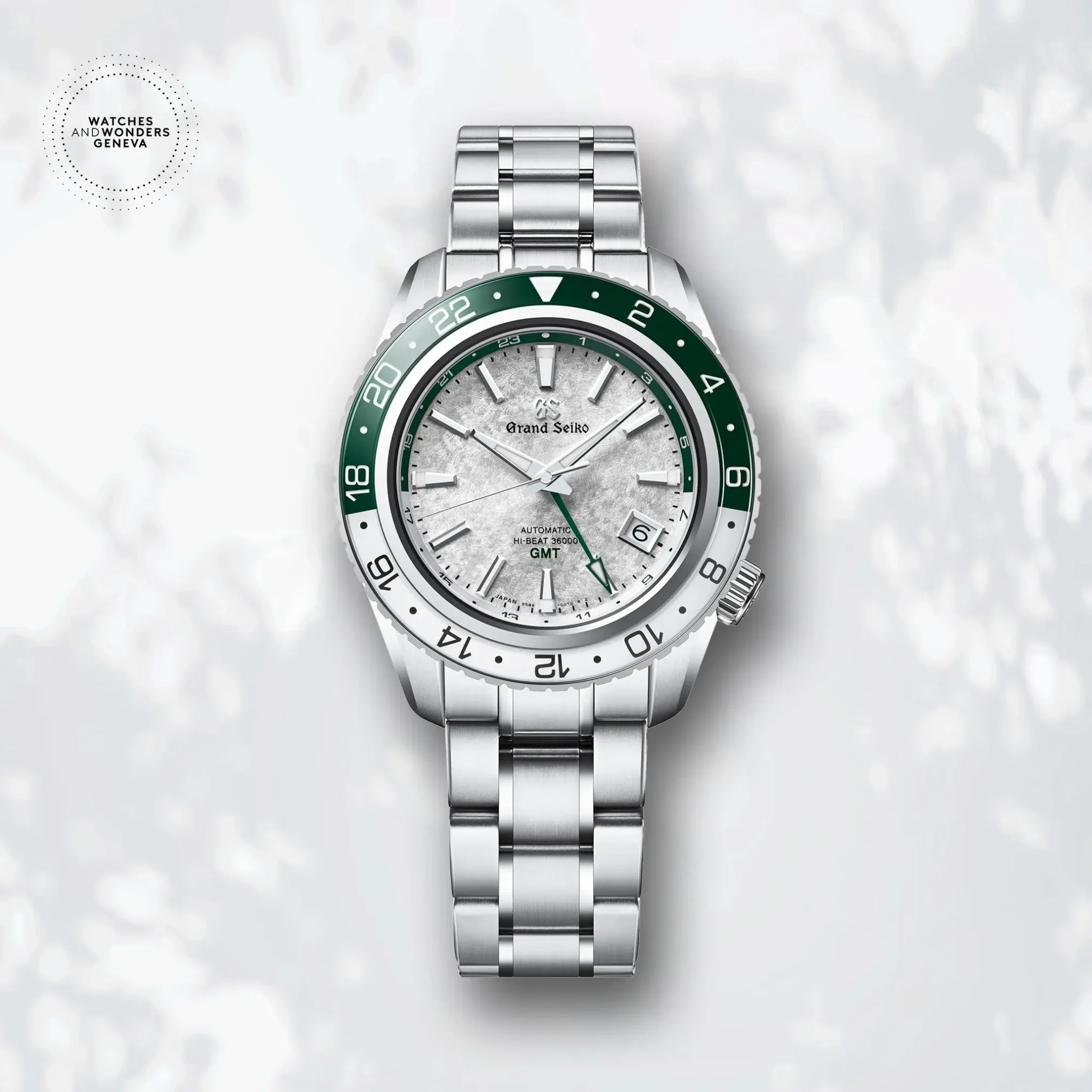 Đồng hồ Grand Seiko Sport Collection GMT “Snow Valley” SBGJ277 mặt số màu bạc. Dây đeo bằng thép. Thân vỏ bằng thép.