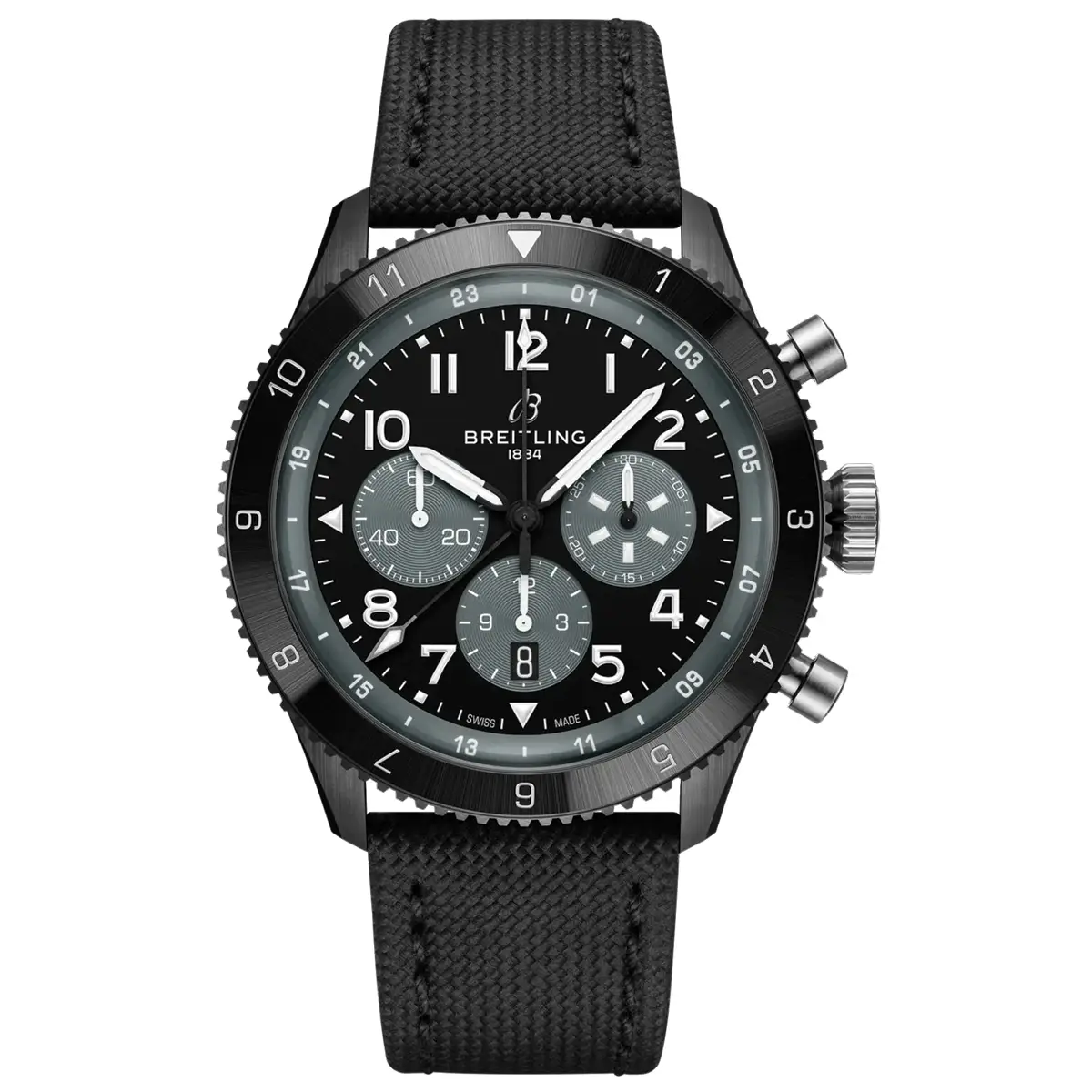 Đồng hồ Breitling Super Avi B04 Chronograph GMT 46 Mosquito Night Fighter SB04451A1B1X1 với mặt số màu đen. Dây đeo bằng vải dù. Thân vỏ bằng ceramic.